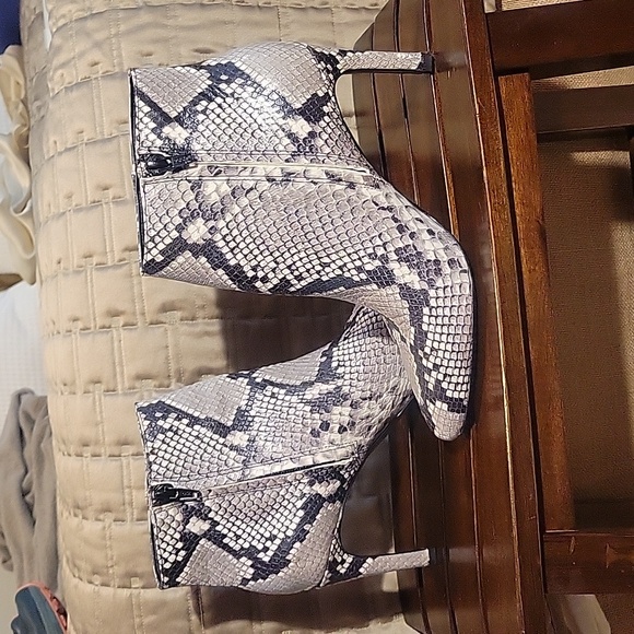 Leather Snake Heel Bootie - Picture 4 of 8